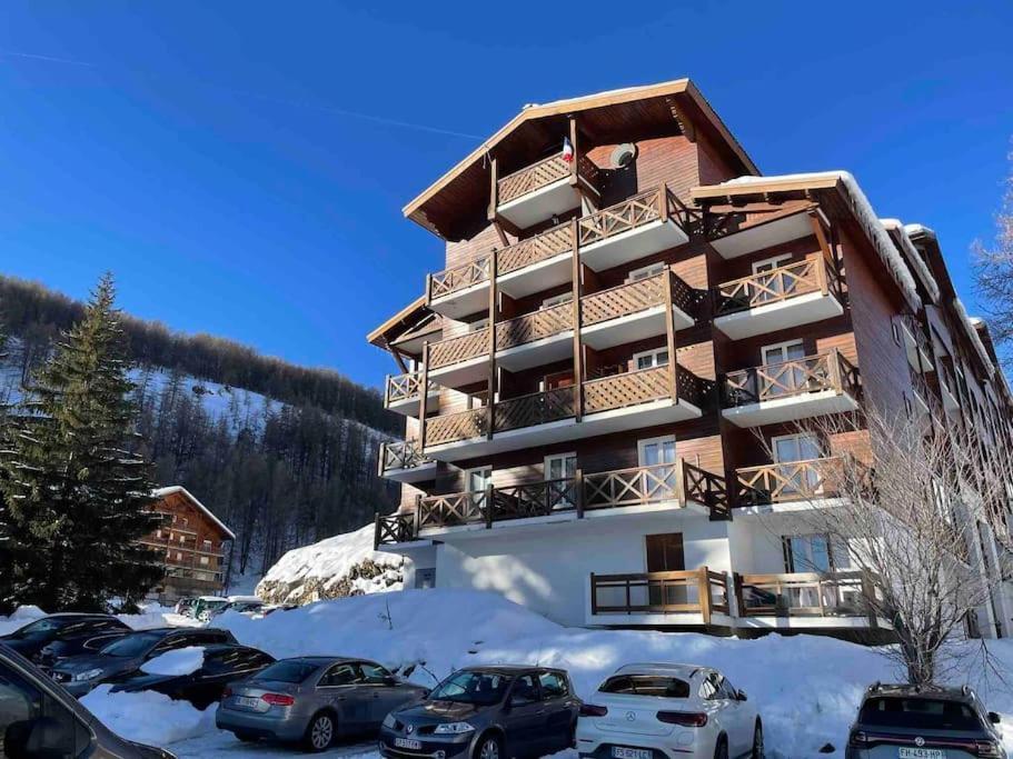 Allos, Logement Pieds Des Pistes, A 10 Minutes De La Base De Loisirs Eksteriør bilde